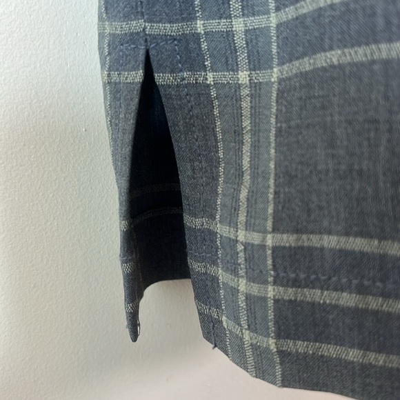 Tommy Bahama 100% Silk Gray & Cream Striped Camp Shirt with Front Pocket Size M - Picture 8 of 8